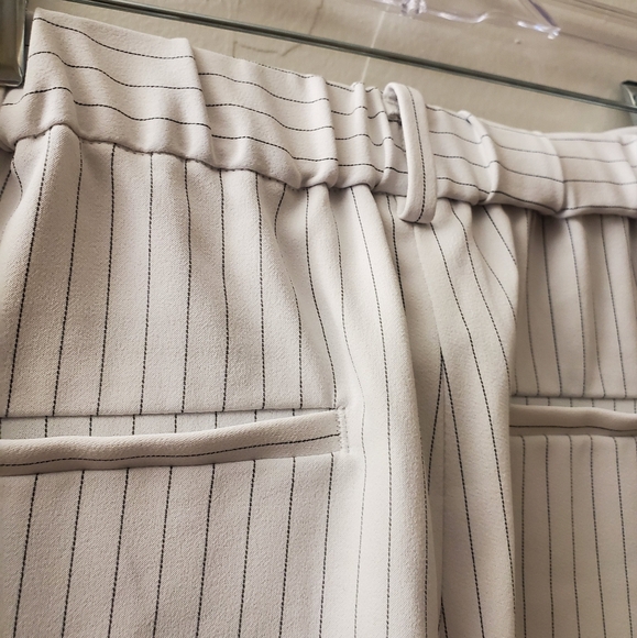 Uniqlo jogger pants - Picture 4 of 5